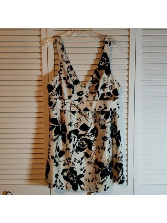 Tops - Satin Spring Time Top